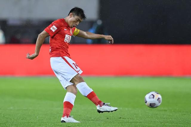 切尔西有意拜仁19岁前锋特尔 转会费将达4000万欧