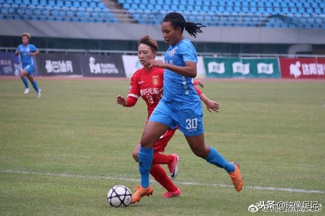 英格拉姆24分鹈鹕力克尼克斯 老鹰大胜爵士